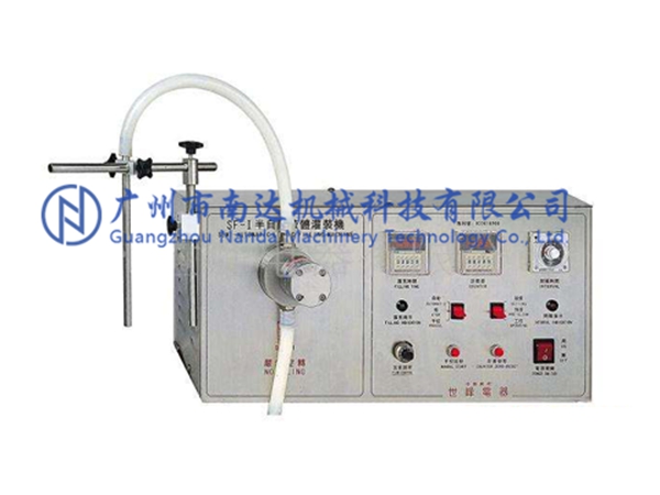 半自動單頭灌裝機 半自動單頭灌裝機